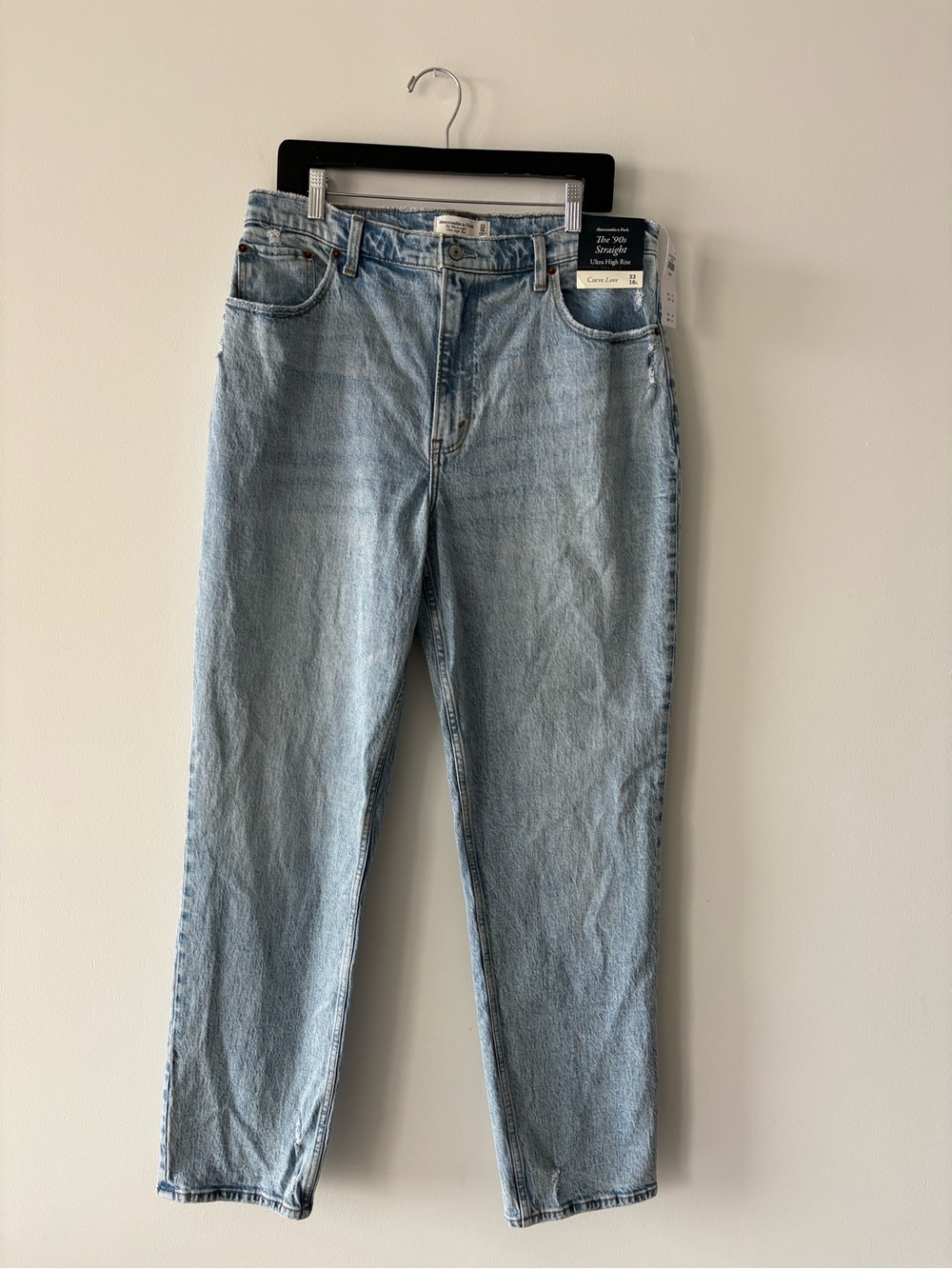 Abercrombie & Fitch '90s Straight Ultra High Rise Curve Love Jeans Light Wash 33
